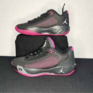 NIKE Luka .77‎ "Navidor" kids sneakers